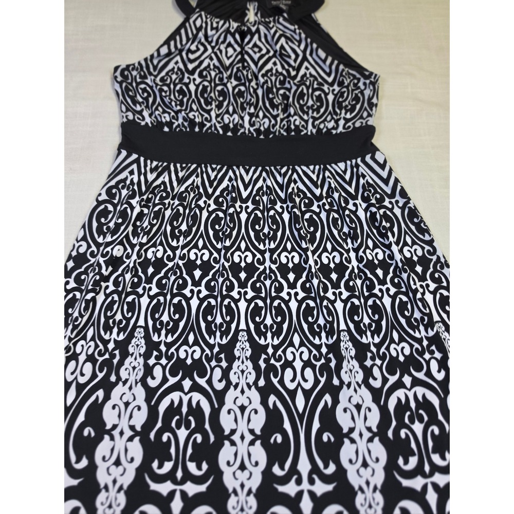 White House Black Market Black White Geometric Damask Halter Maxi Dress Medium - Picture 2 of 9
